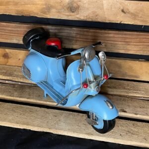 Scooter vintage déco métal