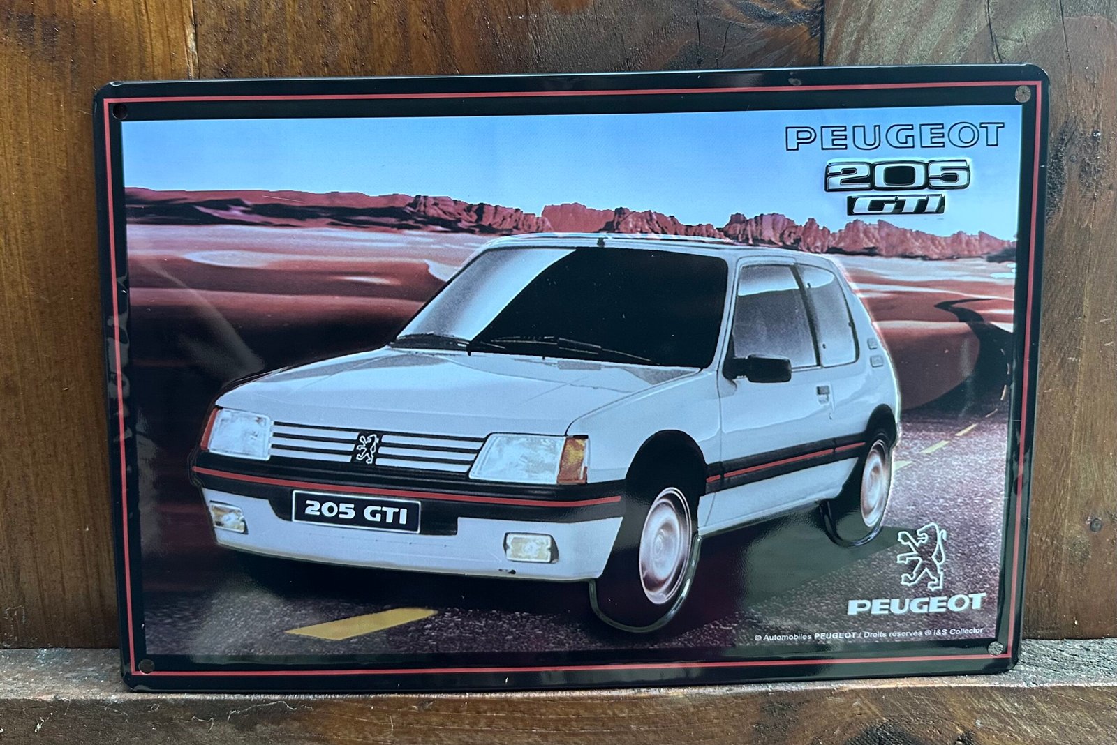 Plaque métal déco bombée relief 205 GTI